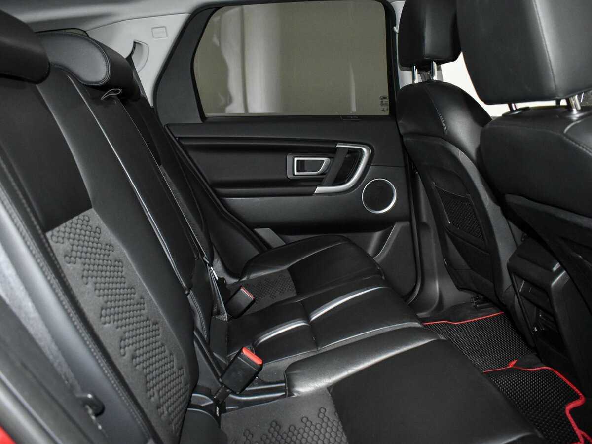 Land Rover Discovery Sport с пробегом — 2019 год. Фото: #10