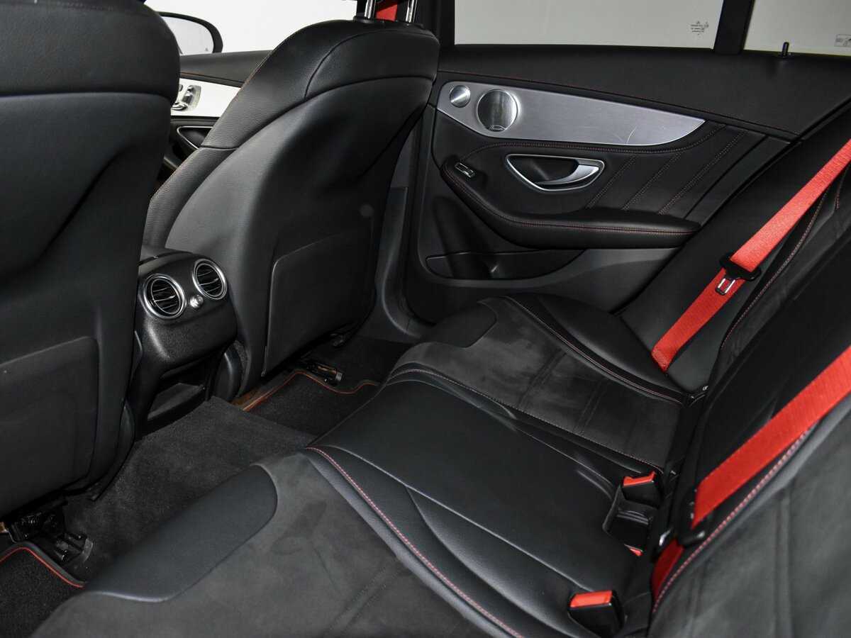 Mercedes-Benz C-Класс AMG с пробегом — 2018 год. Фото: #11