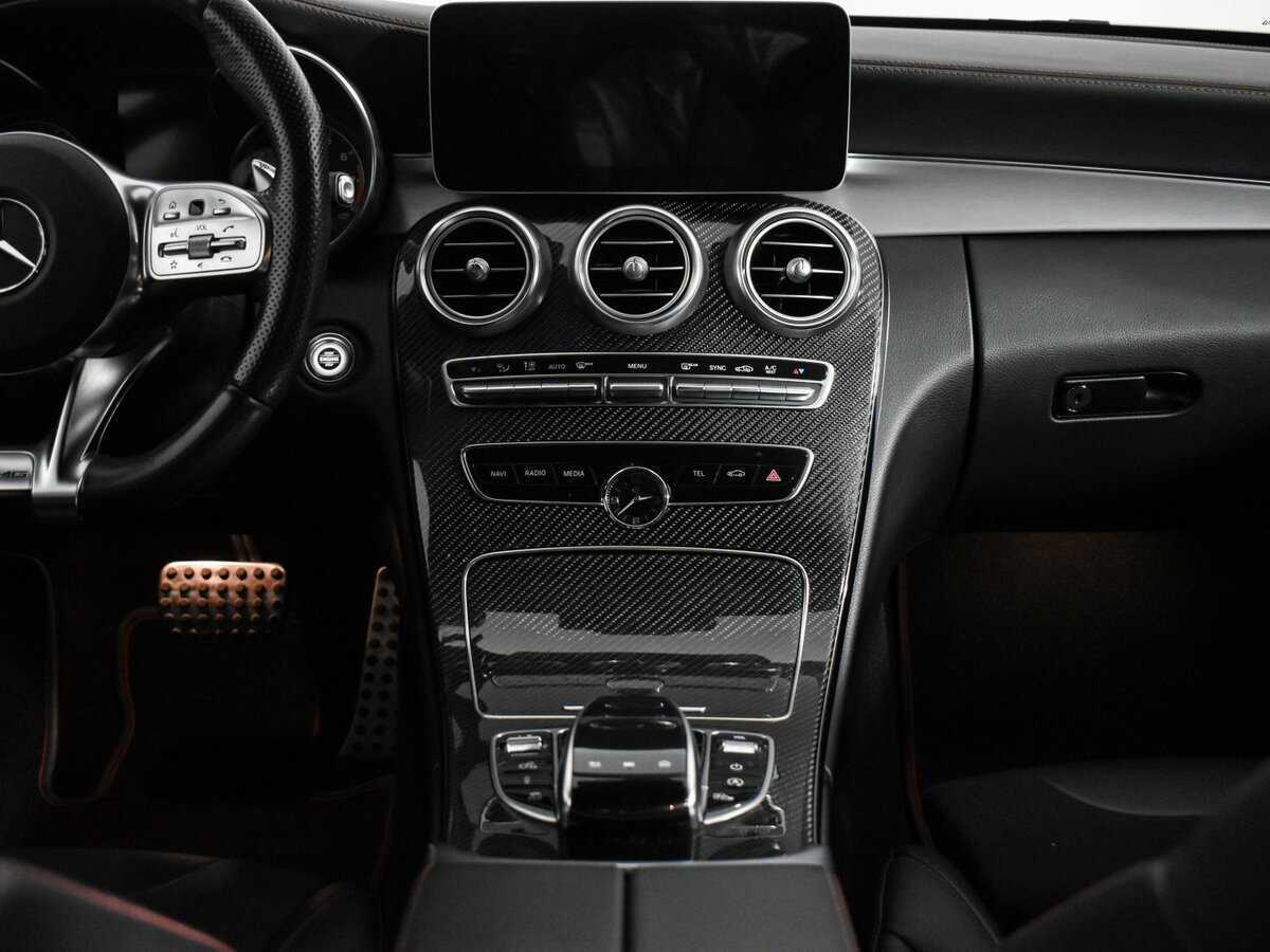 Mercedes-Benz C-Класс AMG с пробегом — 2018 год. Фото: #13
