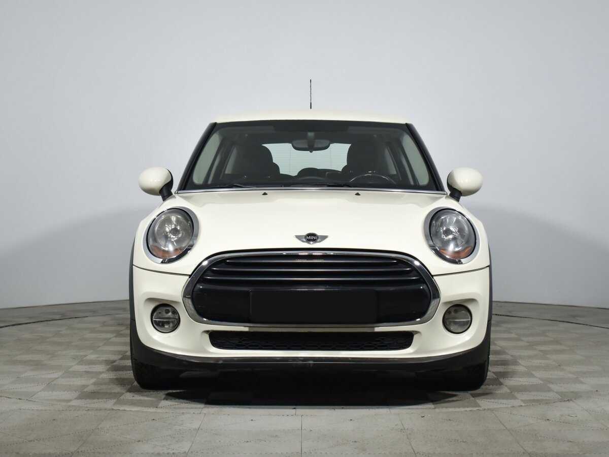 Mini Hatch с пробегом — 2015 год. Фото: #1