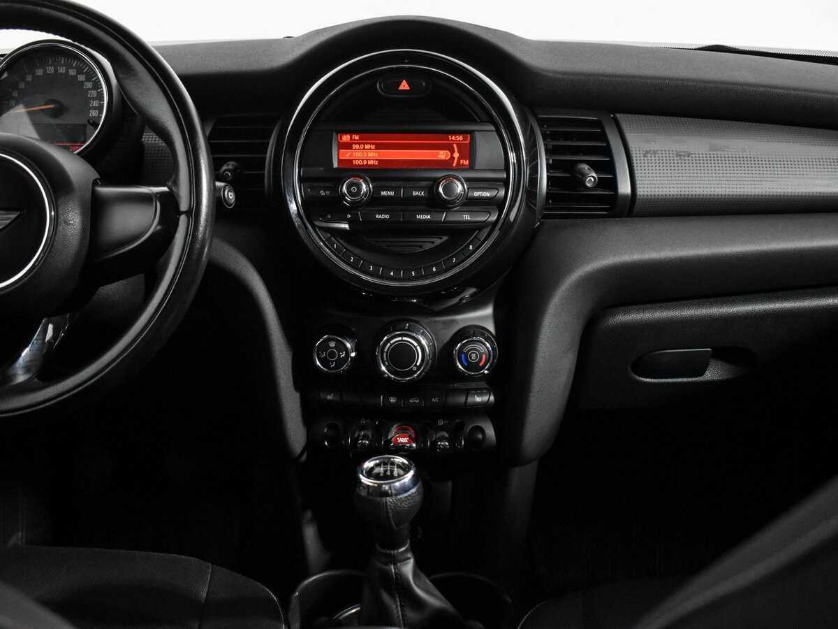 Mini Hatch с пробегом — 2015 год. Фото: #14