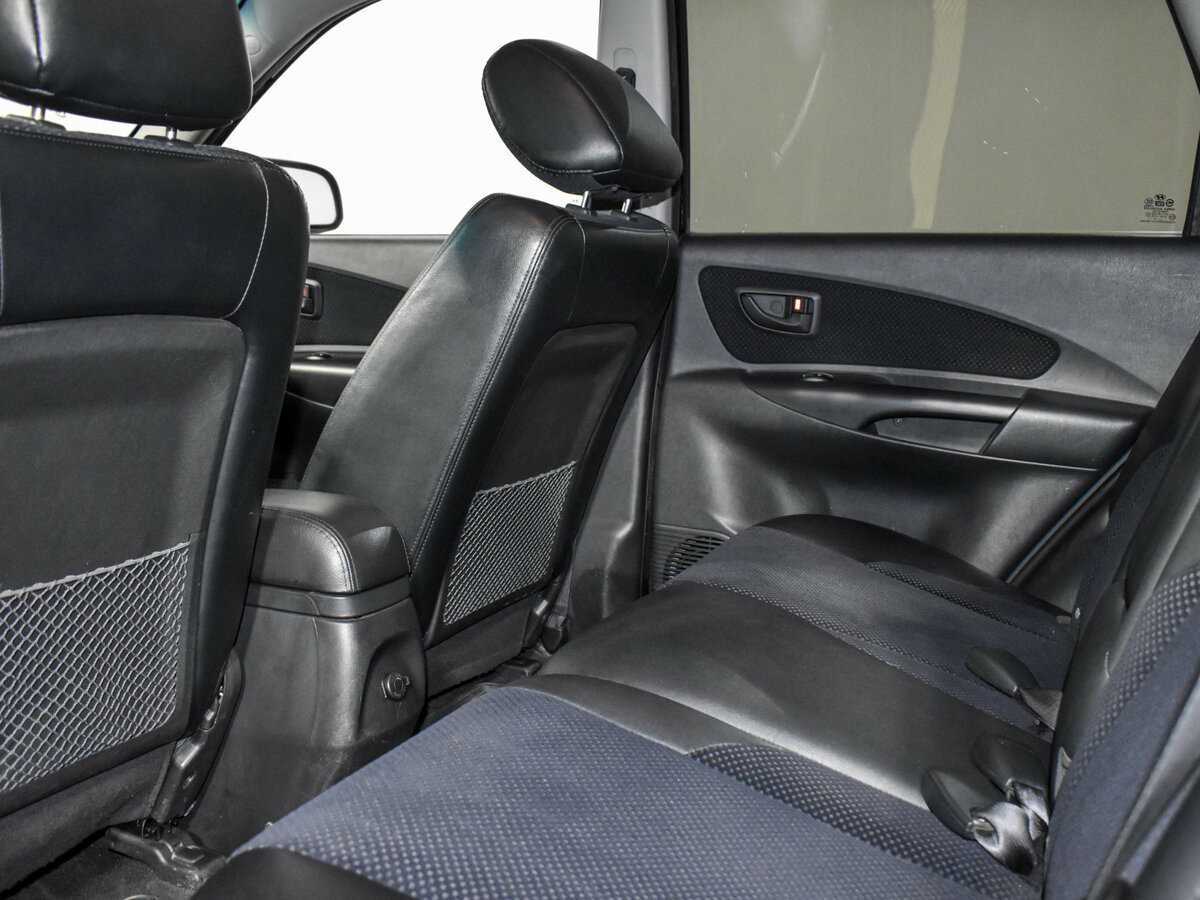 Hyundai Tucson с пробегом — 2008 год. Фото: #9