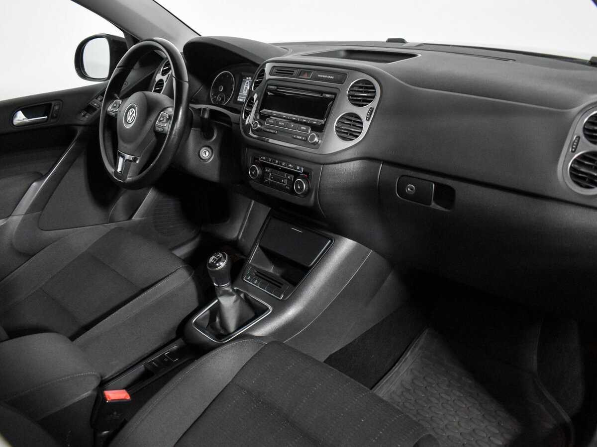 Volkswagen Tiguan с пробегом — 2011 год. Фото: #9