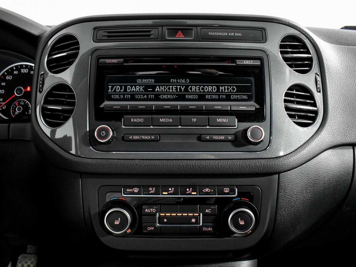 Volkswagen Tiguan с пробегом — 2011 год. Фото: #12