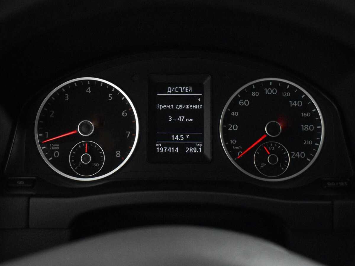 Volkswagen Tiguan с пробегом — 2011 год. Фото: #15