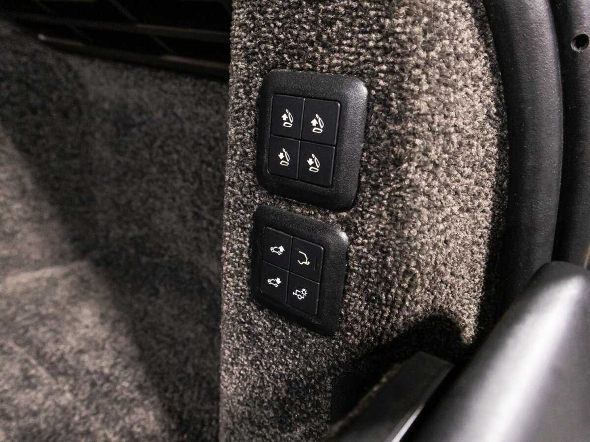 Land Rover Range Rover с пробегом — 2018 год. Фото: #15