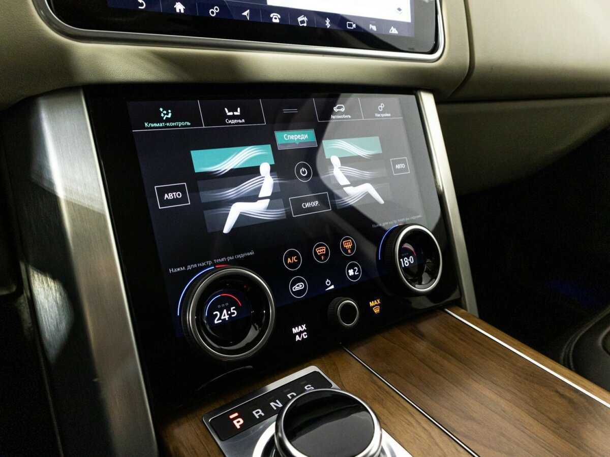 Land Rover Range Rover с пробегом — 2018 год. Фото: #19