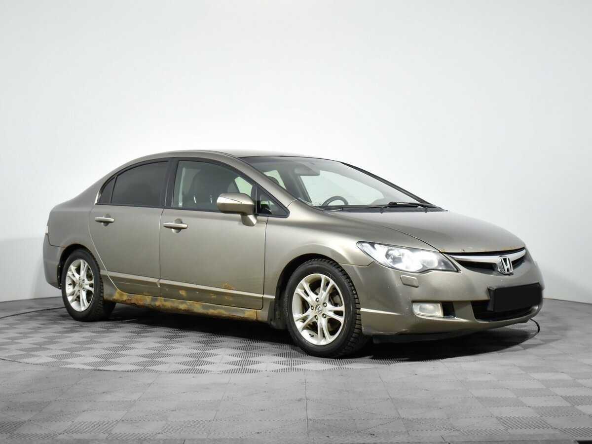 Honda Civic с пробегом — 2008 год. Фото: #2