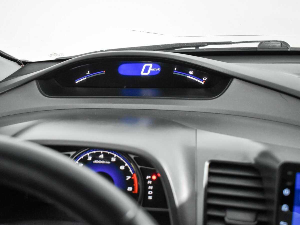 Honda Civic с пробегом — 2008 год. Фото: #13