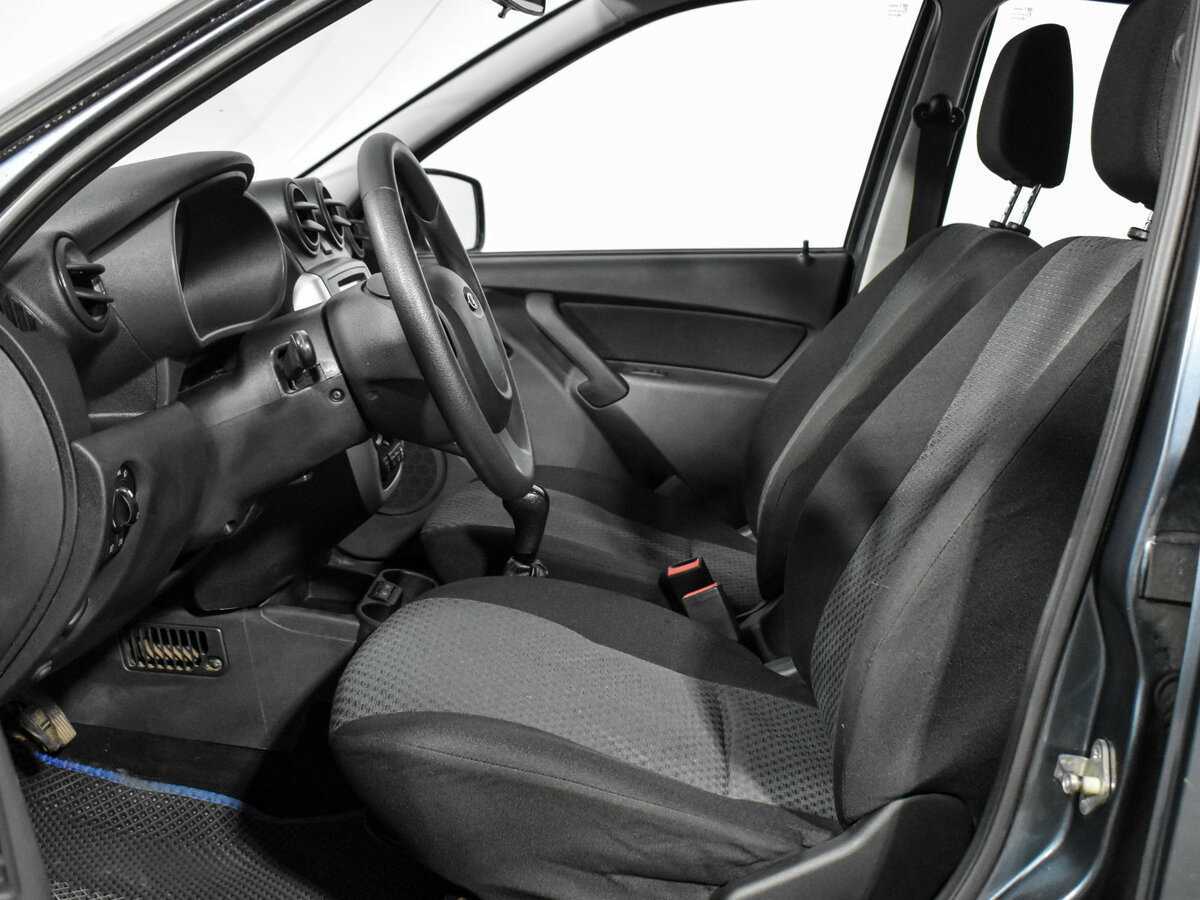 Lada (ВАЗ) Granta с пробегом — 2014 год. Фото: #9