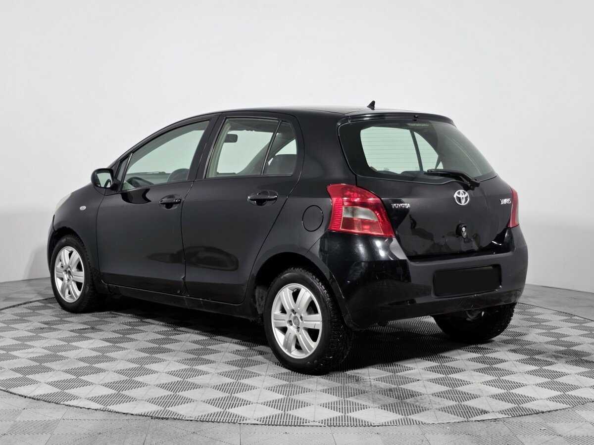 Toyota Yaris с пробегом — 2007 год. Фото: #5