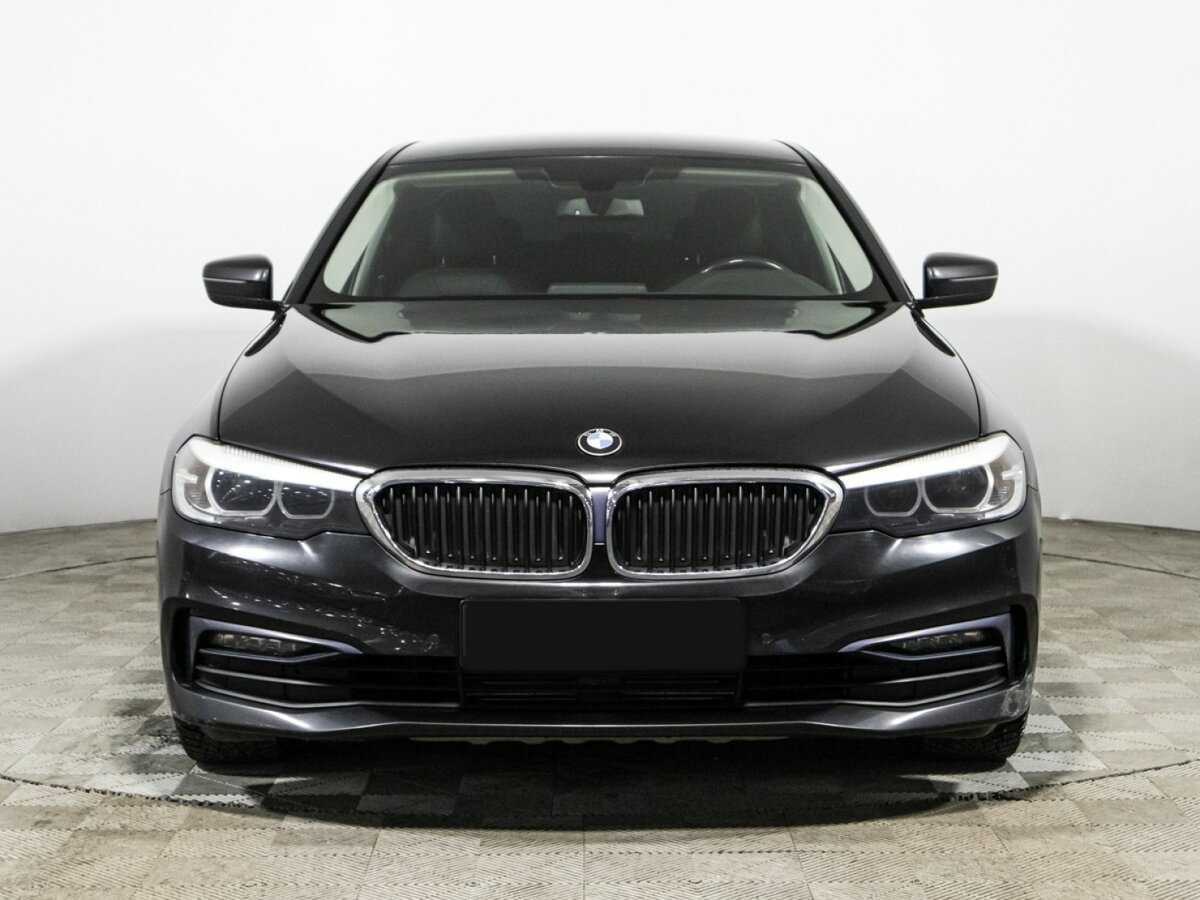 BMW 5 серии с пробегом — 2019 год. Фото: #1