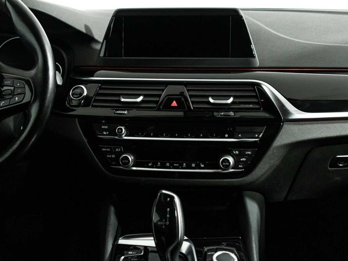 BMW 5 серии с пробегом — 2019 год. Фото: #13