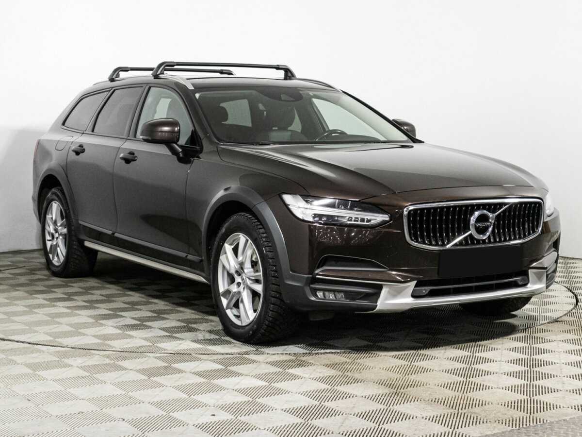 Volvo V90 Cross Country с пробегом — 2019 год. Фото: #2