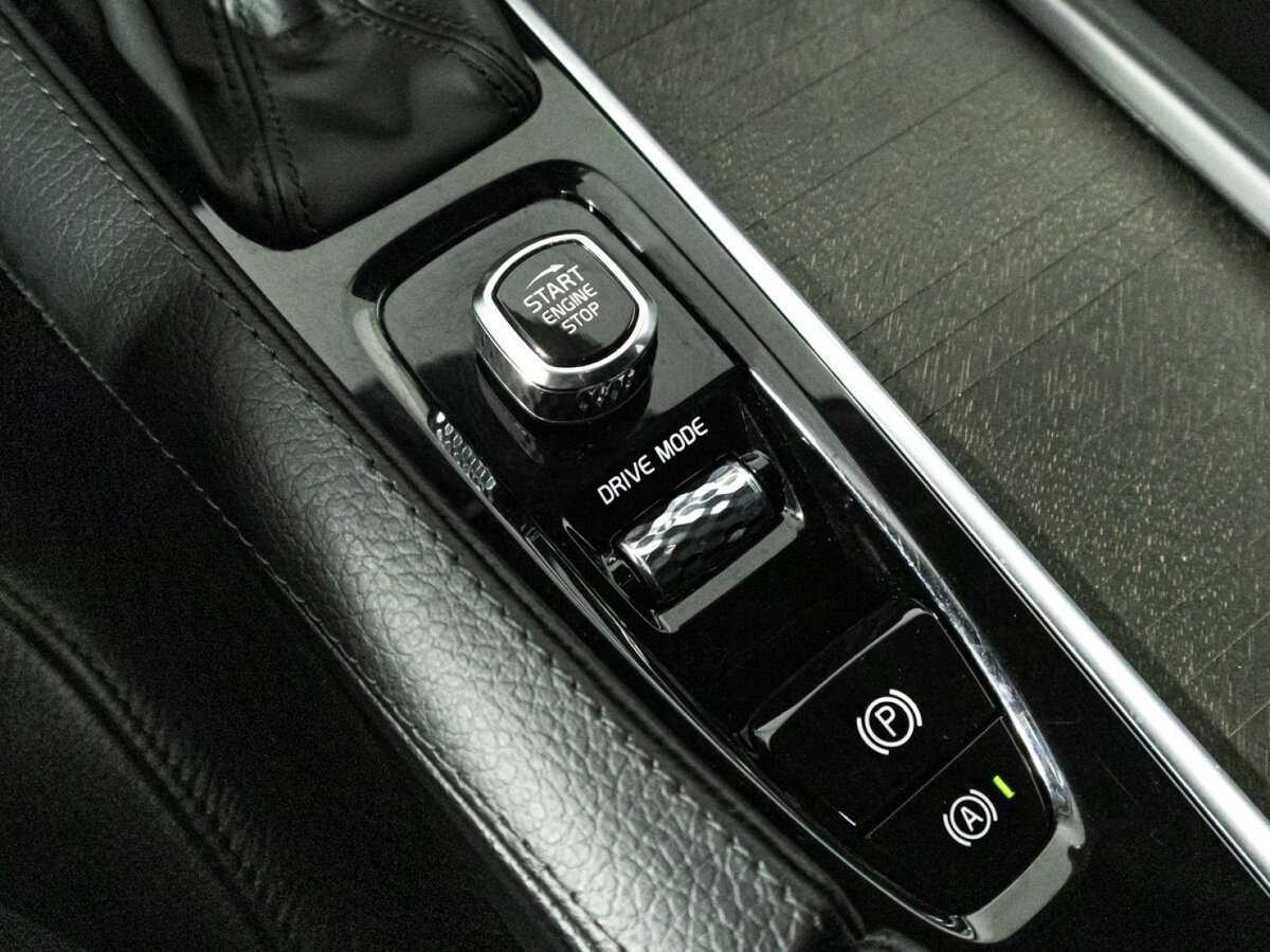 Volvo V90 Cross Country с пробегом — 2019 год. Фото: #17