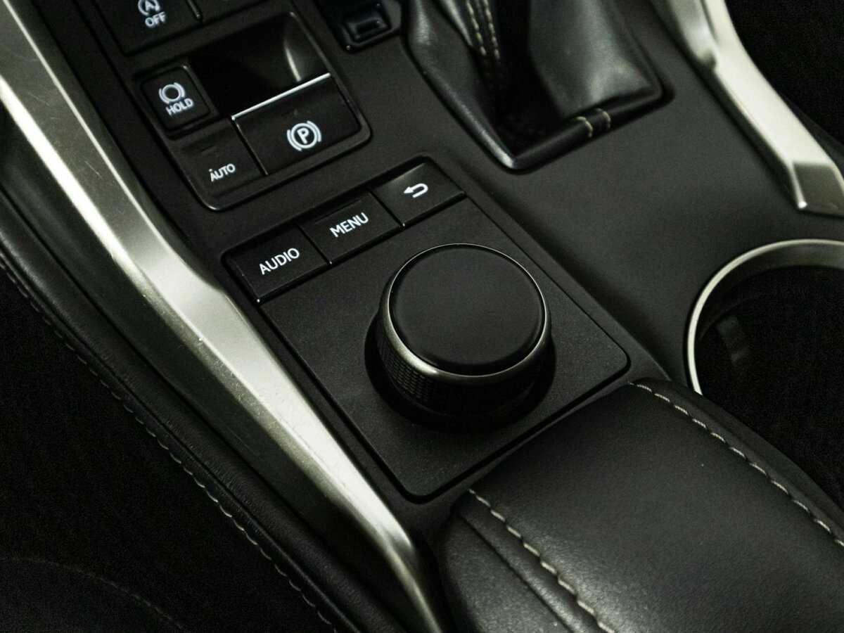 Lexus NX с пробегом — 2015 год. Фото: #16