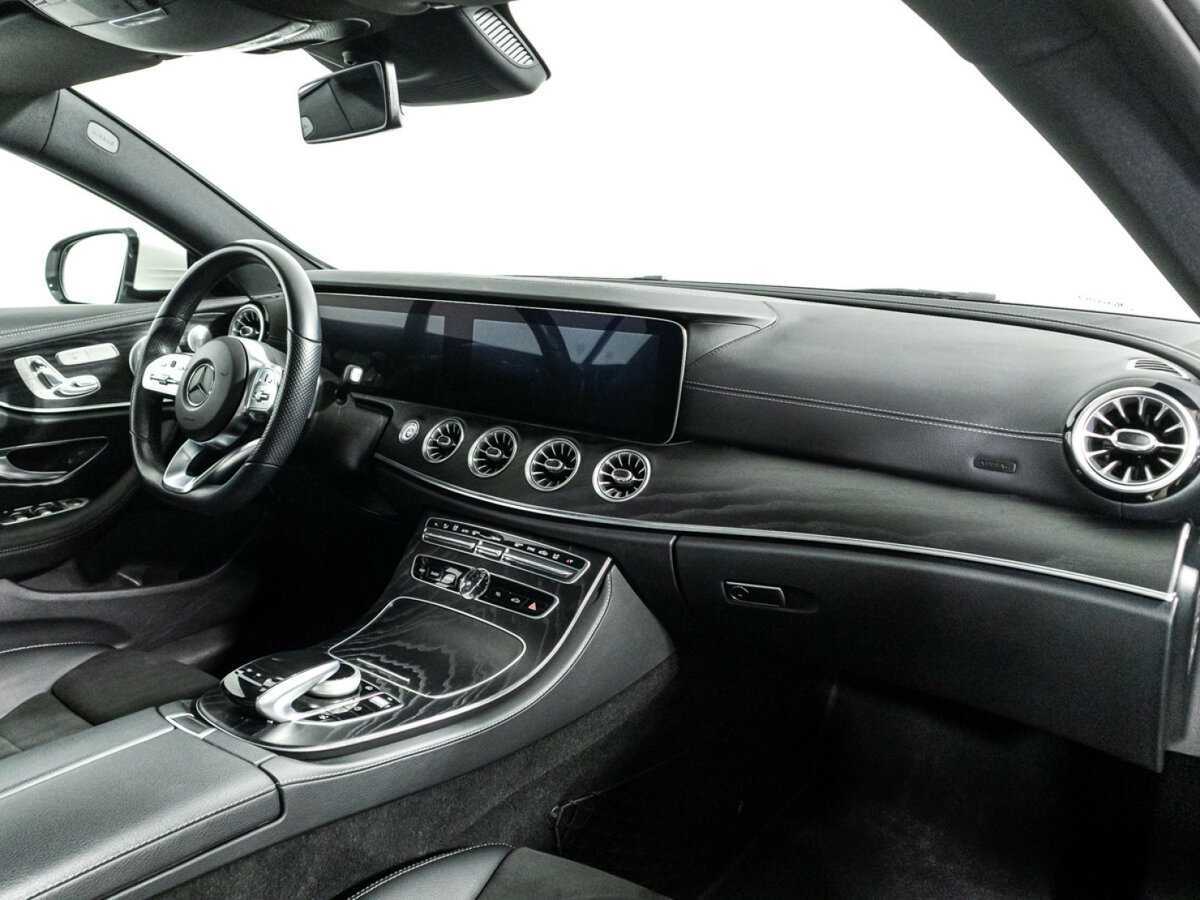 Mercedes-Benz E-Класс с пробегом — 2019 год. Фото: #8