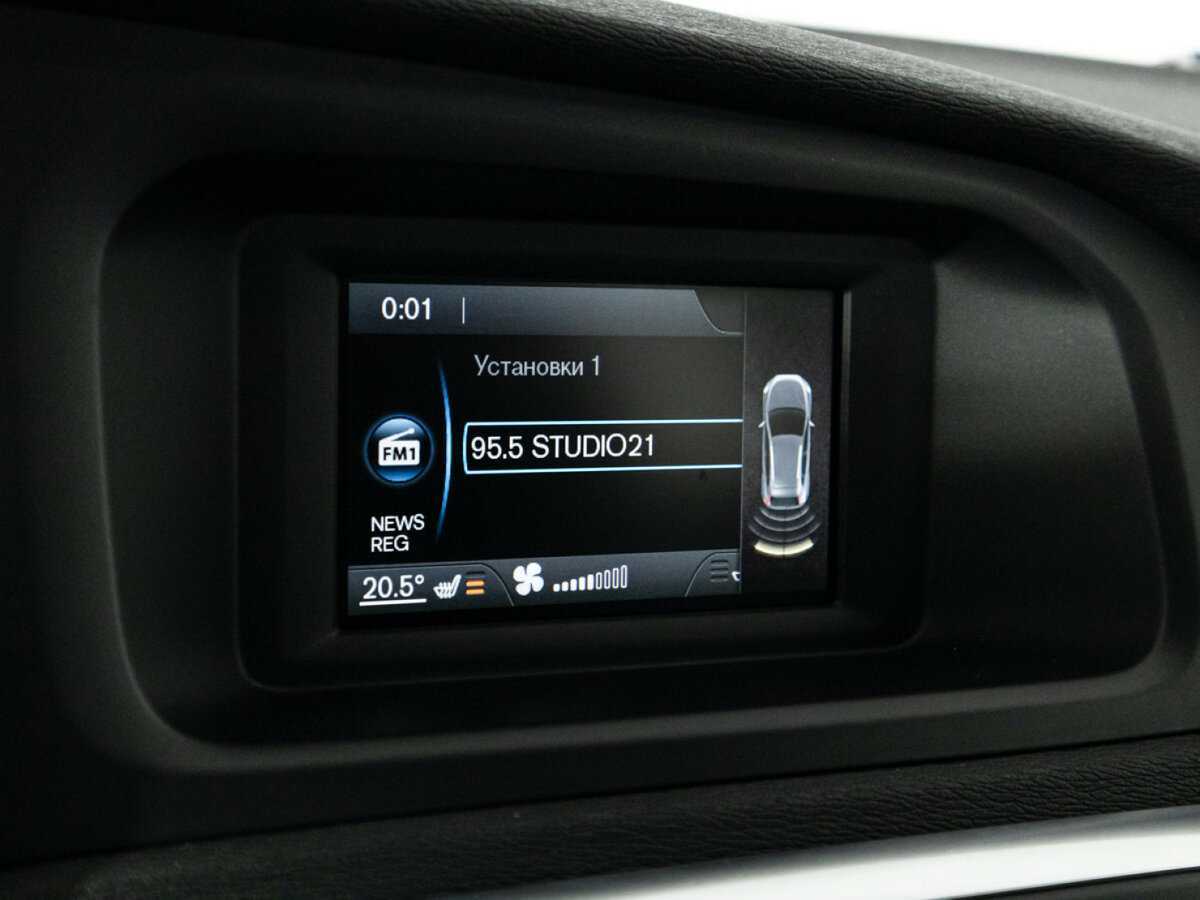 Volvo V40 Cross Country с пробегом — 2014 год. Фото: #15