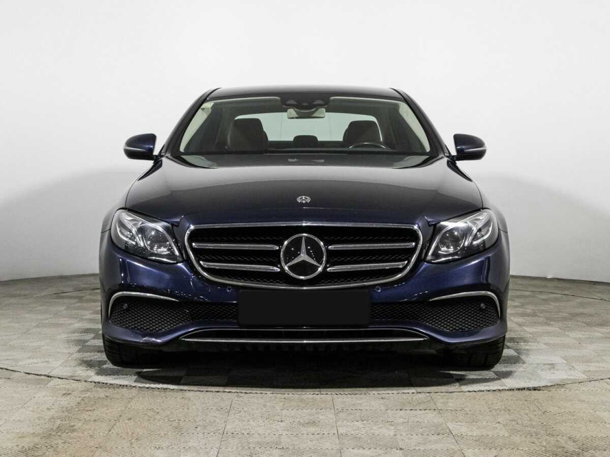 Mercedes-Benz E-Класс с пробегом — 2019 год. Фото: #1