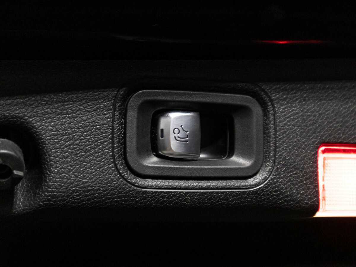 Mercedes-Benz E-Класс с пробегом — 2019 год. Фото: #15