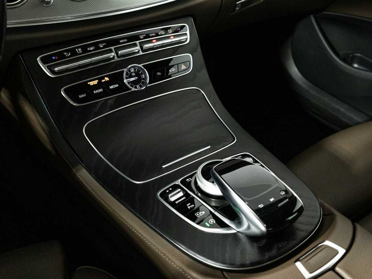 Mercedes-Benz E-Класс с пробегом — 2019 год. Фото: #19