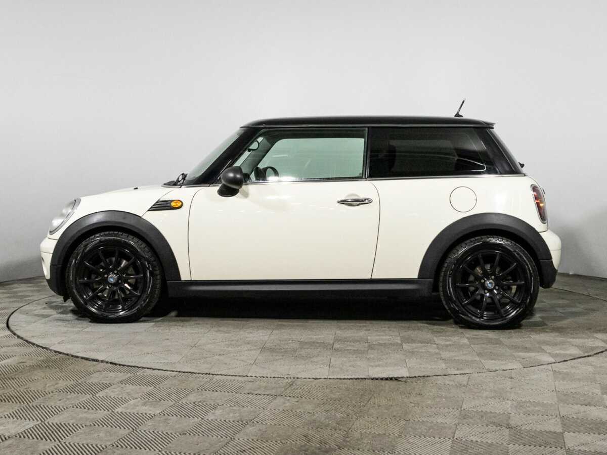 Mini Hatch с пробегом — 2010 год. Фото: #7