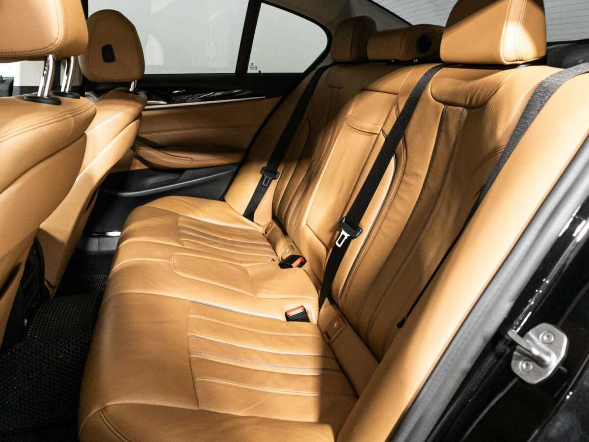 BMW 5 серии с пробегом — 2019 год. Фото: #8