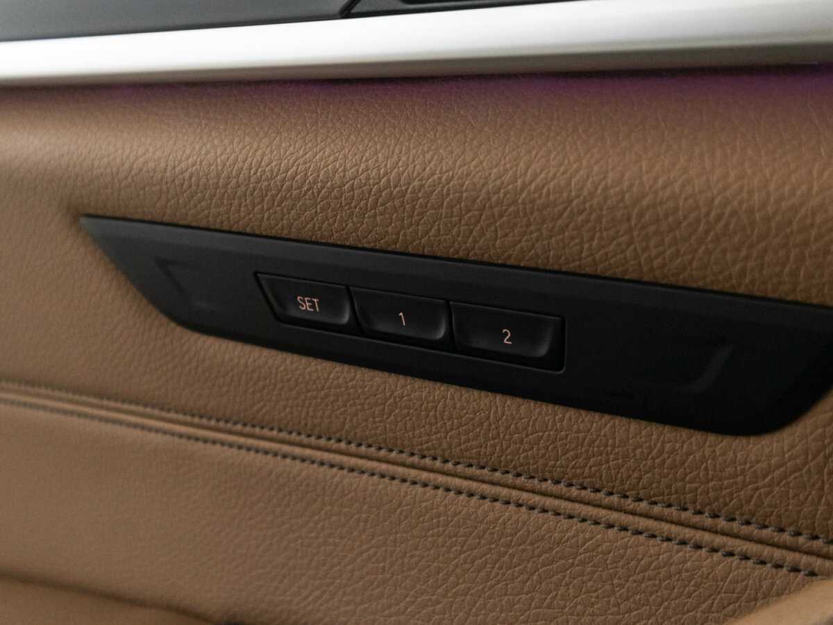 BMW 5 серии с пробегом — 2019 год. Фото: #16