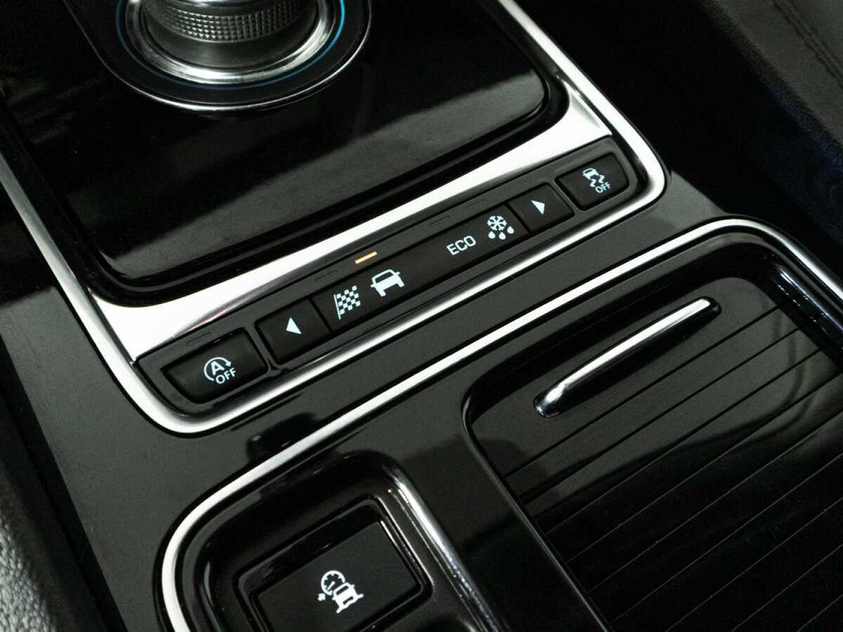 Jaguar F-Pace с пробегом — 2019 год. Фото: #19