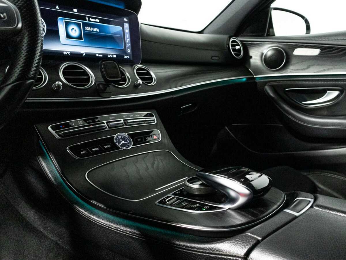 Mercedes-Benz E-Класс с пробегом — 2018 год. Фото: #17