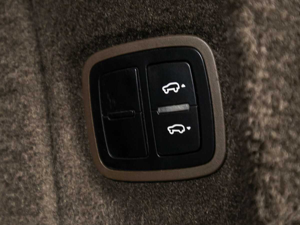 Porsche Cayenne с пробегом — 2014 год. Фото: #15