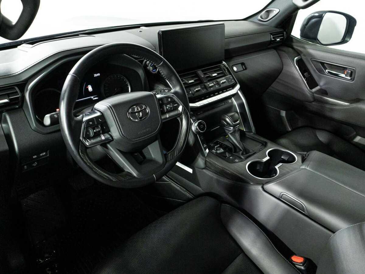 Toyota Land Cruiser с пробегом — 2021 год. Фото: #10