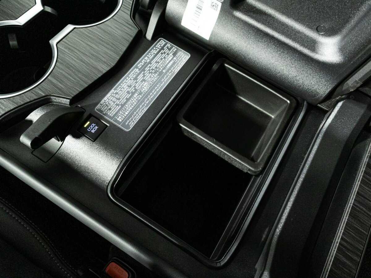 Toyota Land Cruiser с пробегом — 2021 год. Фото: #30