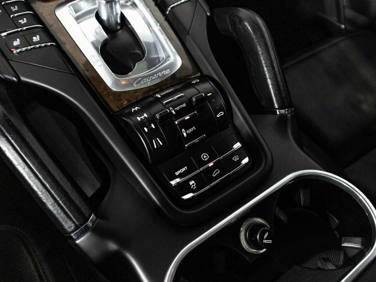 Porsche Cayenne с пробегом — 2010 год. Фото: #15