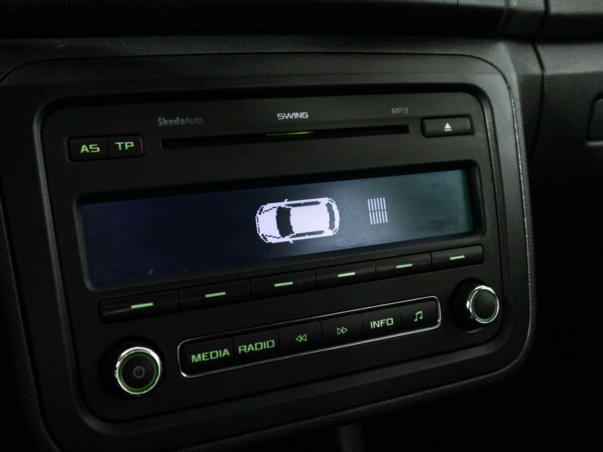 Skoda Fabia с пробегом — 2010 год. Фото: #15