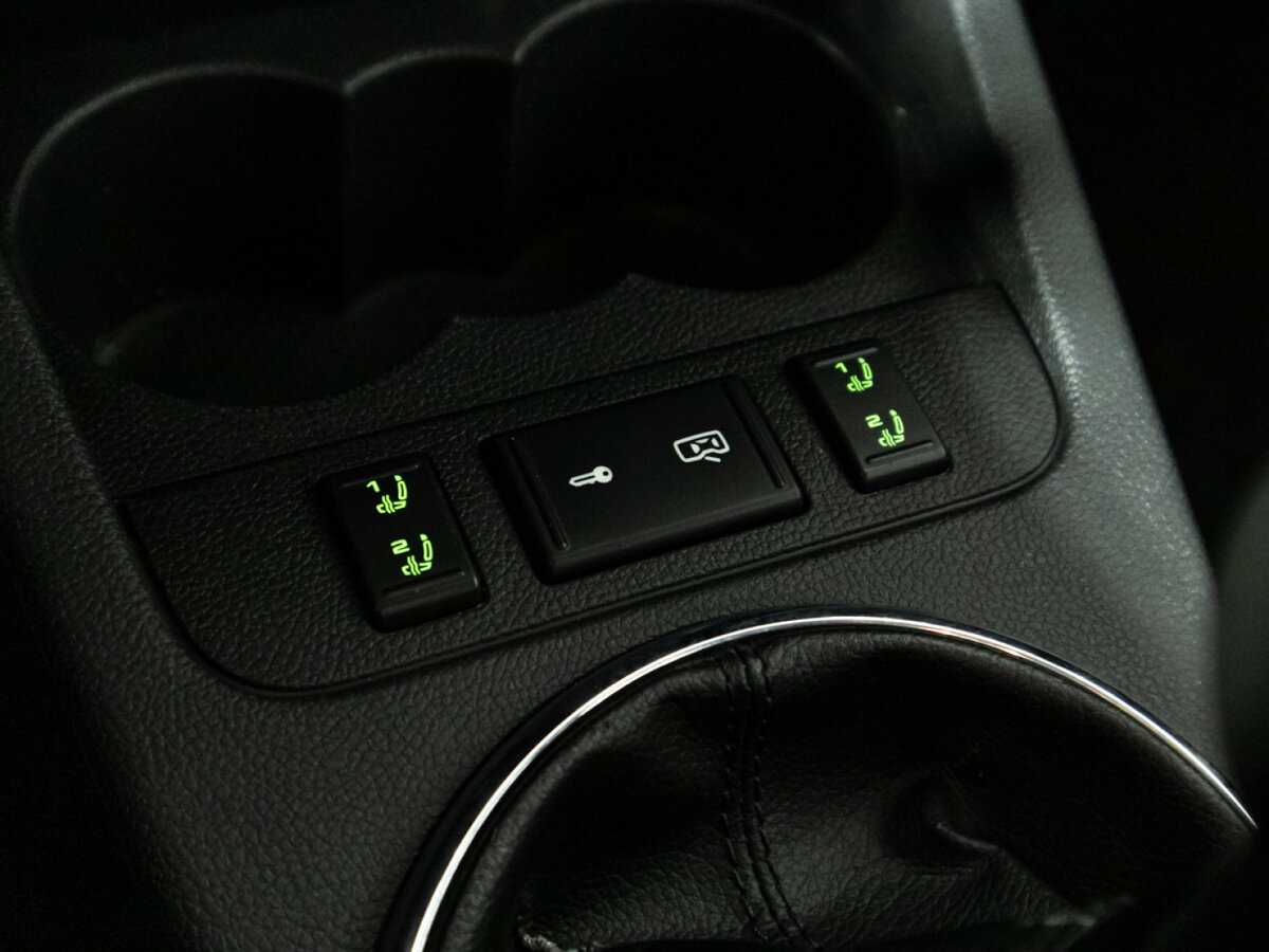 Skoda Fabia с пробегом — 2010 год. Фото: #17