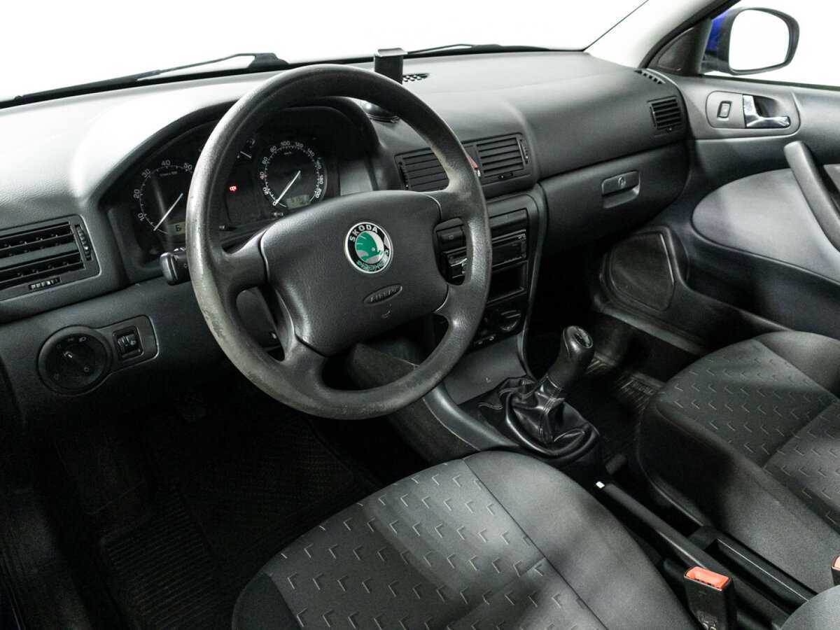 Skoda Octavia с пробегом — 2009 год. Фото: #10