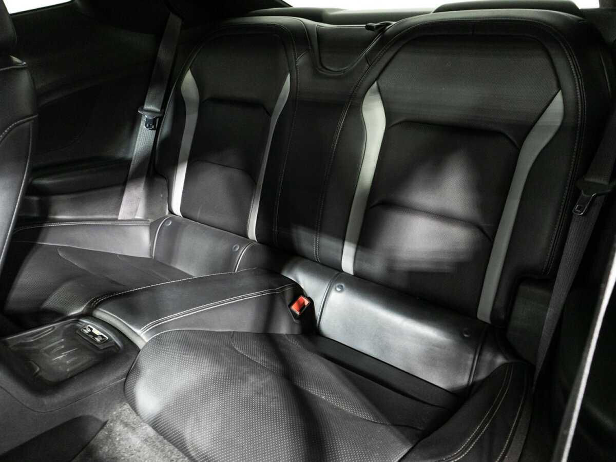 Chevrolet Camaro с пробегом — 2016 год. Фото: #9