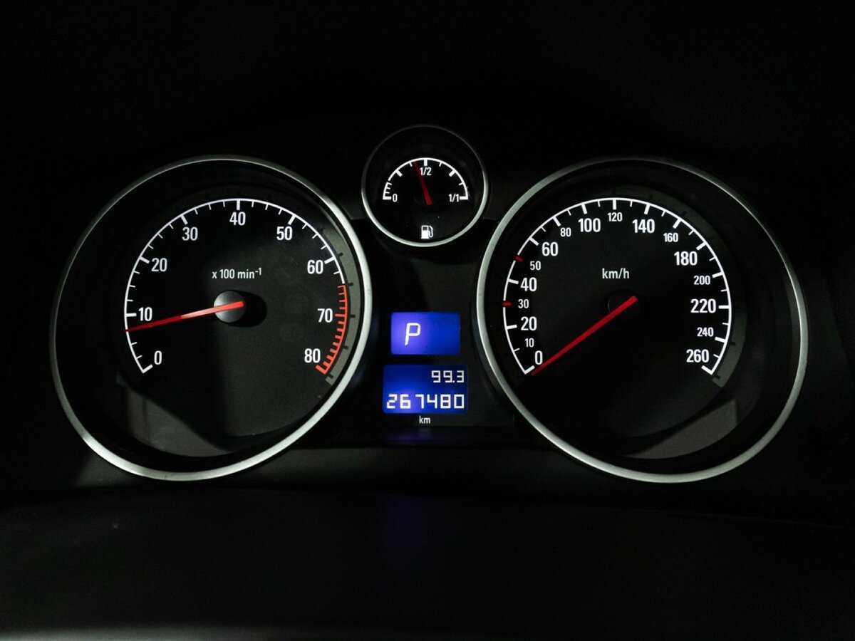 Opel Astra с пробегом — 2010 год. Фото: #11