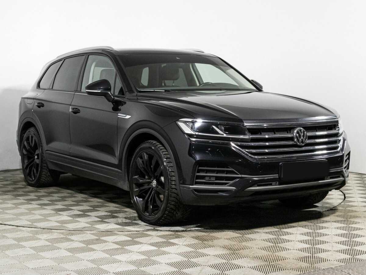 Volkswagen Touareg с пробегом — 2019 год. Фото: #2