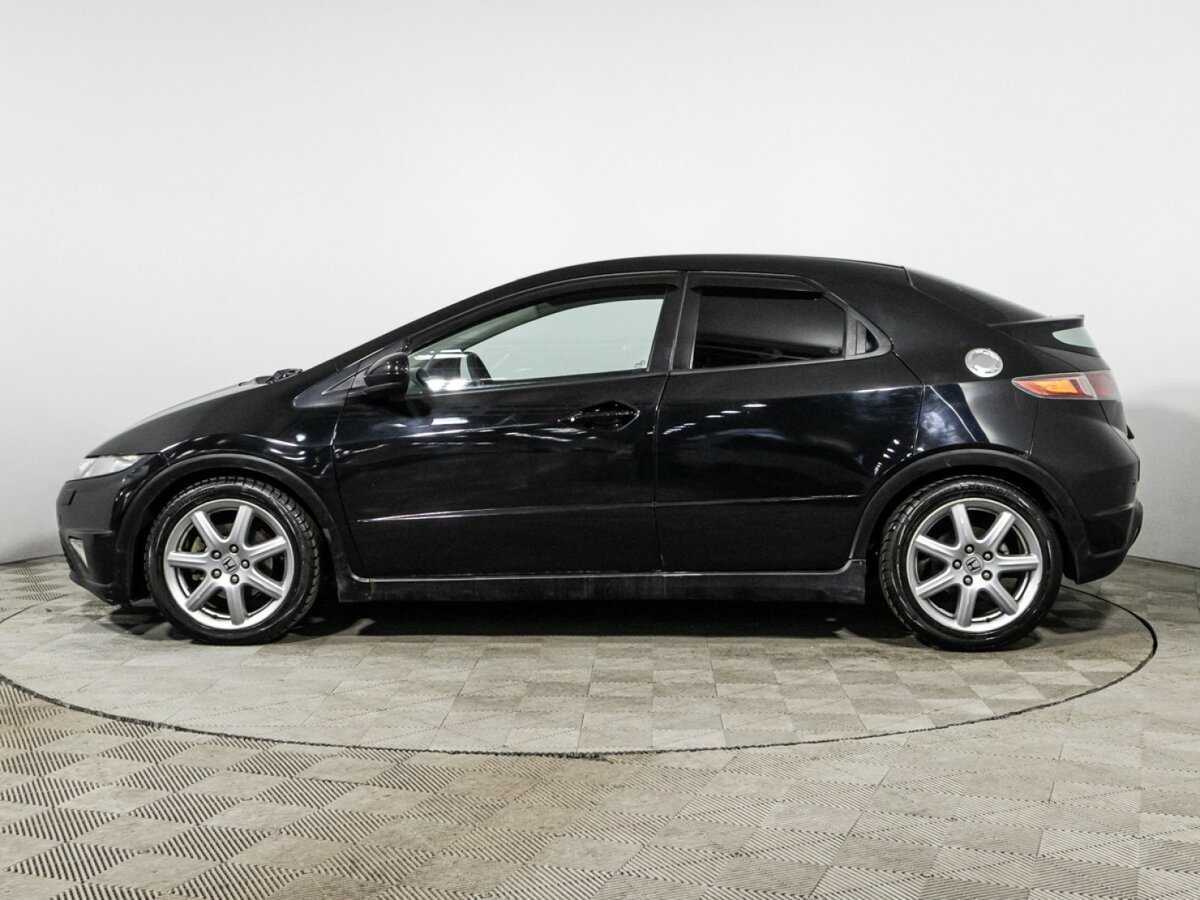 Honda Civic с пробегом — 2006 год. Фото: #7