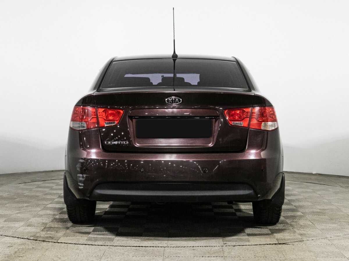 Kia Cerato с пробегом — 2010 год. Фото: #5