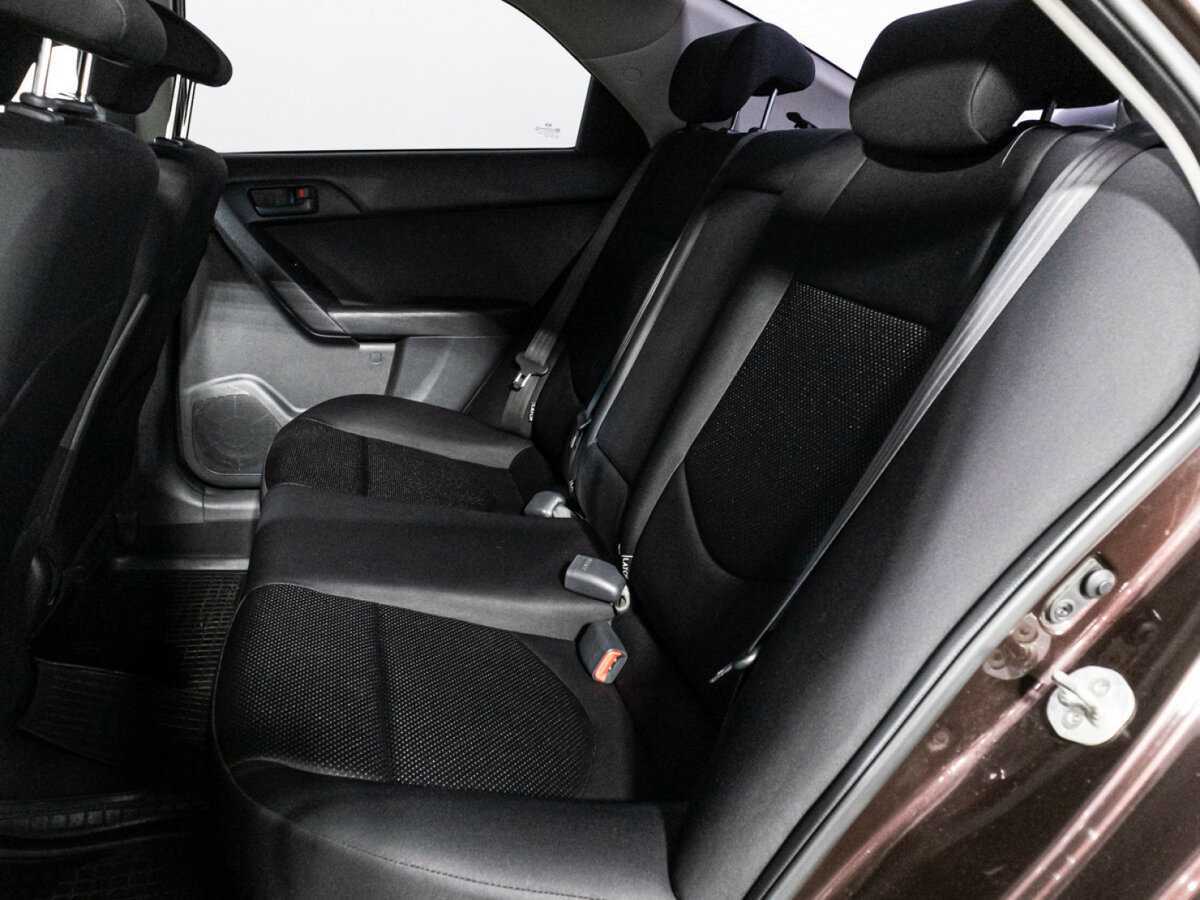 Kia Cerato с пробегом — 2010 год. Фото: #9