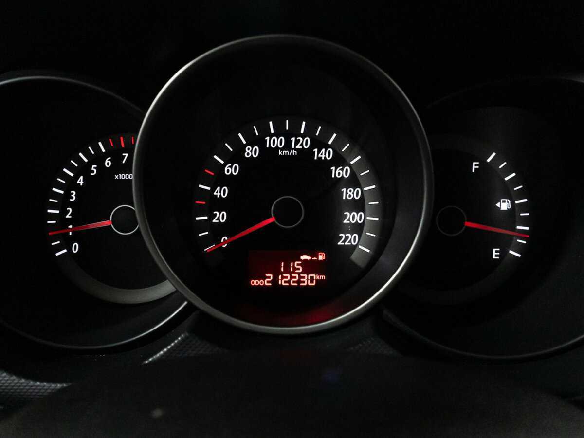 Kia Cerato с пробегом — 2010 год. Фото: #11