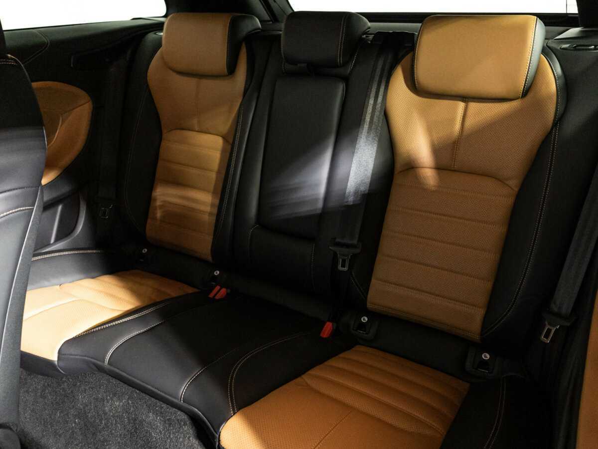 Land Rover Range Rover Evoque с пробегом — 2017 год. Фото: #9