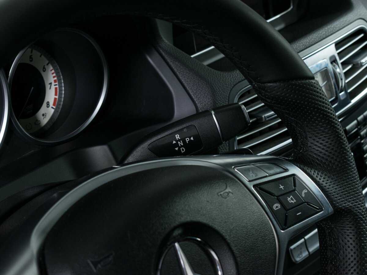 Mercedes-Benz E-Класс с пробегом — 2014 год. Фото: #12