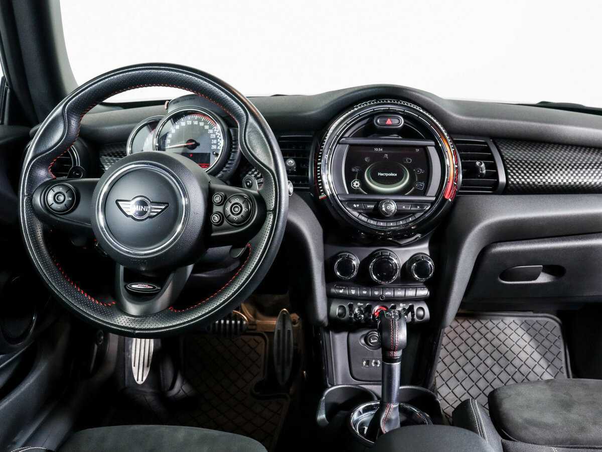 Mini Hatch с пробегом — 2017 год. Фото: #8