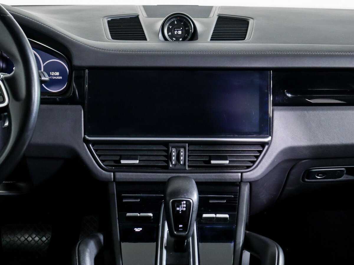 Porsche Cayenne с пробегом — 2018 год. Фото: #12