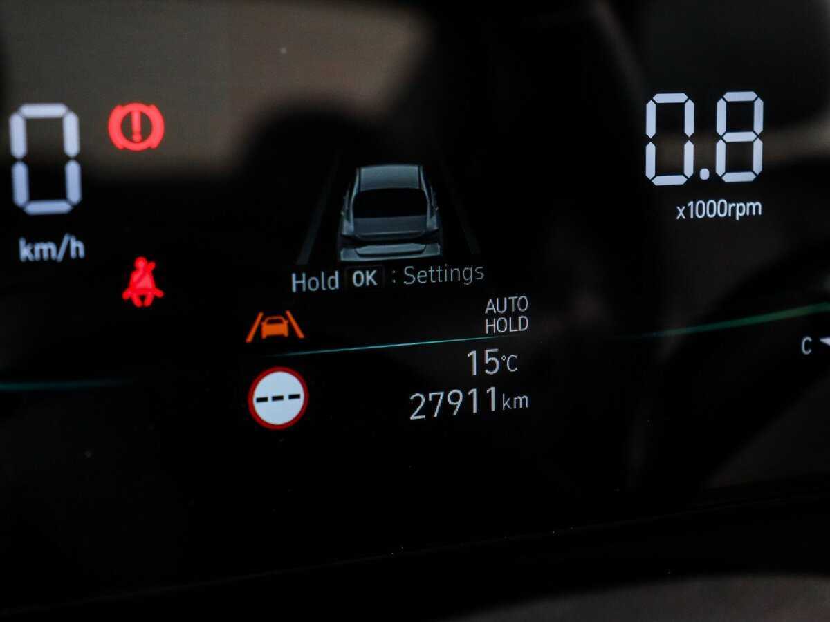 Hyundai Elantra с пробегом — 2023 год. Фото: #10