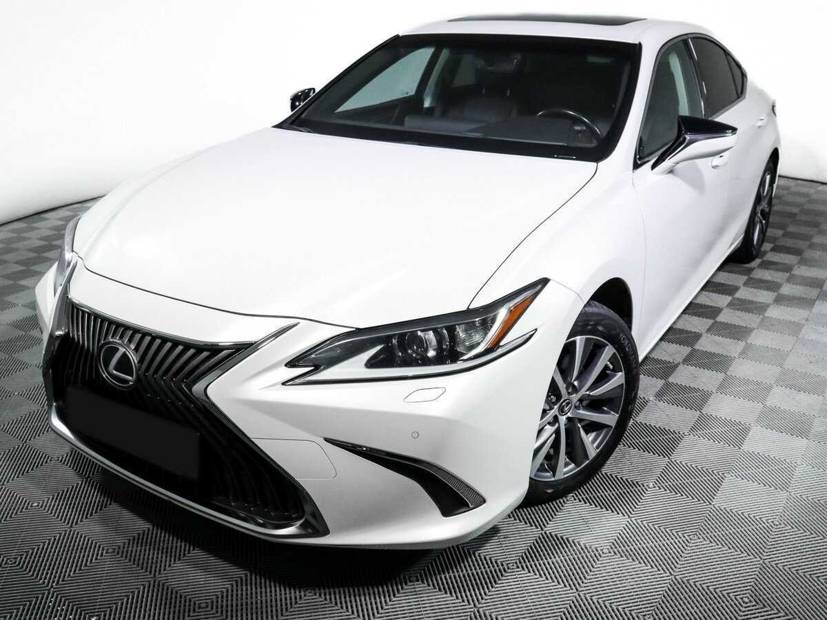 Lexus ES с пробегом — 2019 год. Фото: #13